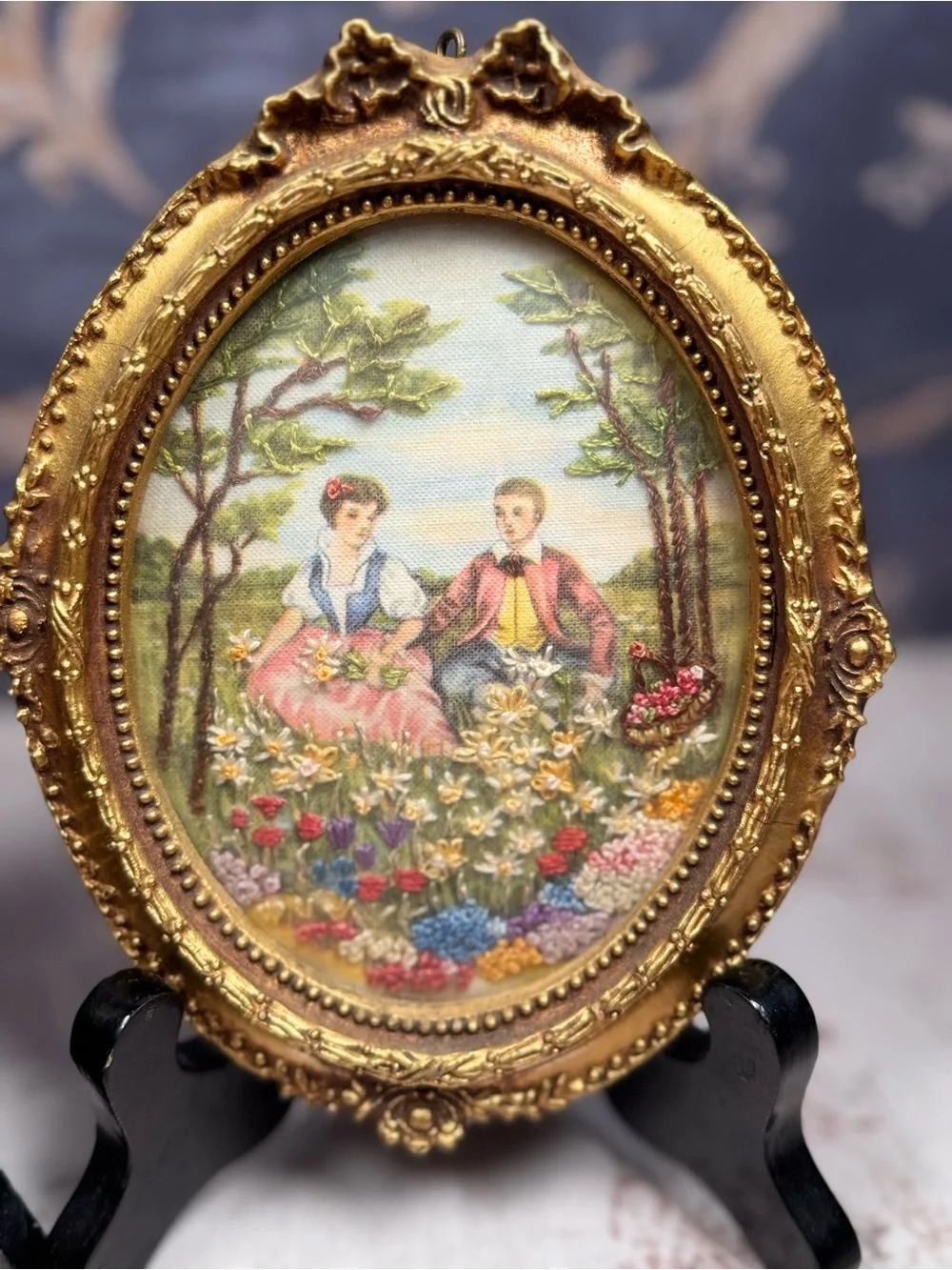 Vintage Courting Couple Silk Embroidery Convex Glass Wall Art Set 2